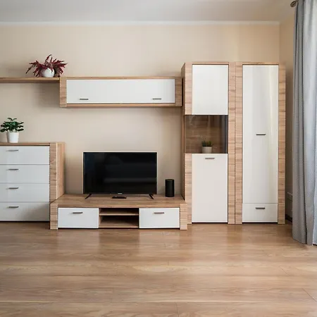 Apartamento Wola Radziwie Homely Varsovia