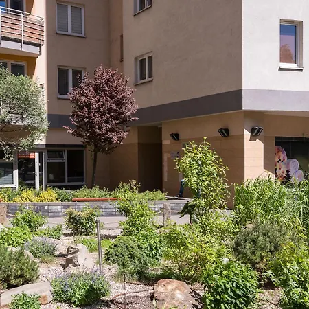 Wola Radziwie Homely Apartmán Varšava