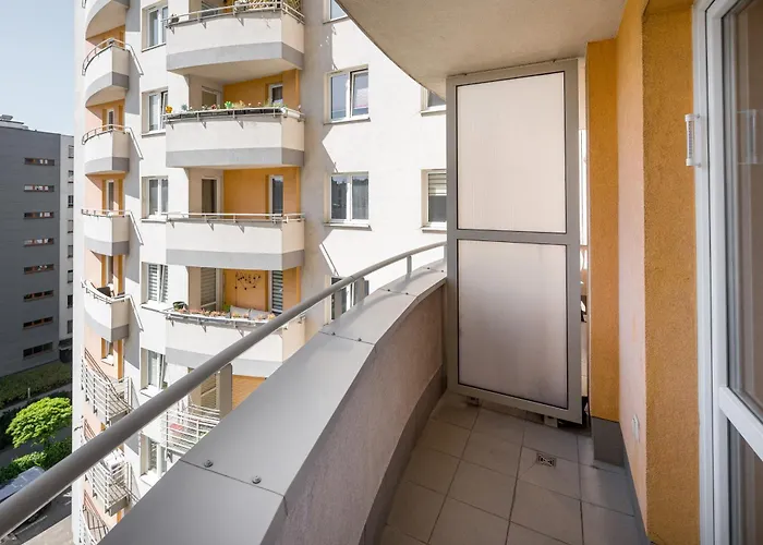 Wola Radziwie Homely Varsó