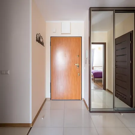 Wola Radziwie Homely ורשה